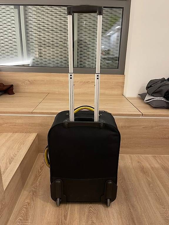 Valigie: Valise cabine "Good Year" souple à roulettes – Usato da Vallamand venduto da eli_tk9d 1