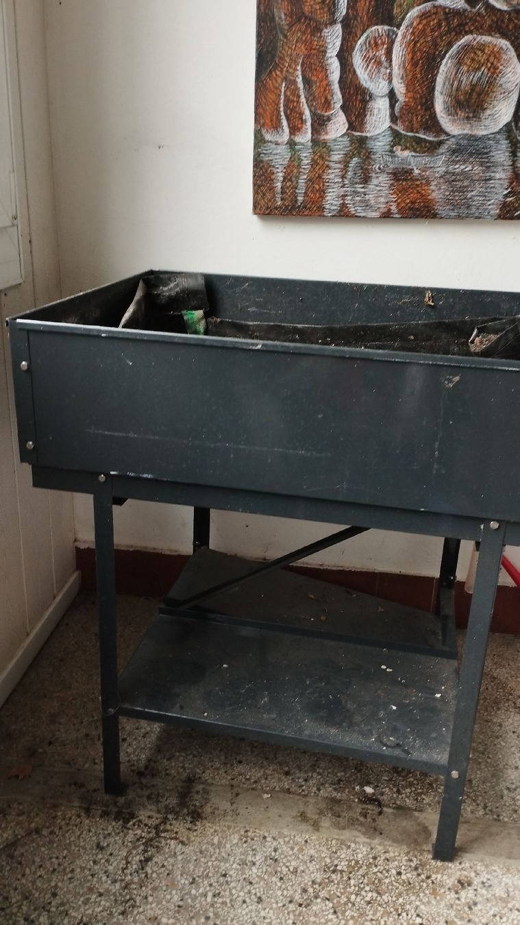 Giardimo Auflagenboxen: Hochbeet aus Metall – Gebraucht aus Bern von mar_qrm8
