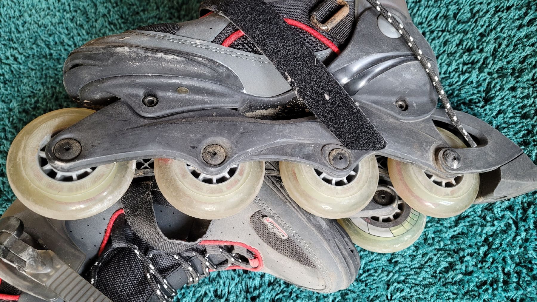 K2 Pattini in linea & Pattini a rotelle: K2 Inlineskates, Gr. 41.5, mit Schoner-Set – Usato da Warth venduto da aussieaussie 2