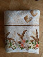 Tagesdecke ,Bettüberwurf ,Wolldecke mit Blumenmuster Vintage