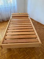 Letto in legno massello