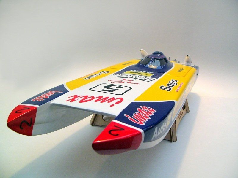 Modellbausätze & Standmodelle: Dragon Hobby Saga 650EP Racing Boat – Gebraucht aus Basel von Aletschhorn 1