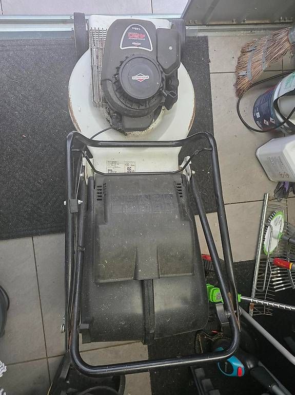 Toutes les machines: Faucheuse à moteur essence – D'occasion à Daillens par agi_7l9l 1