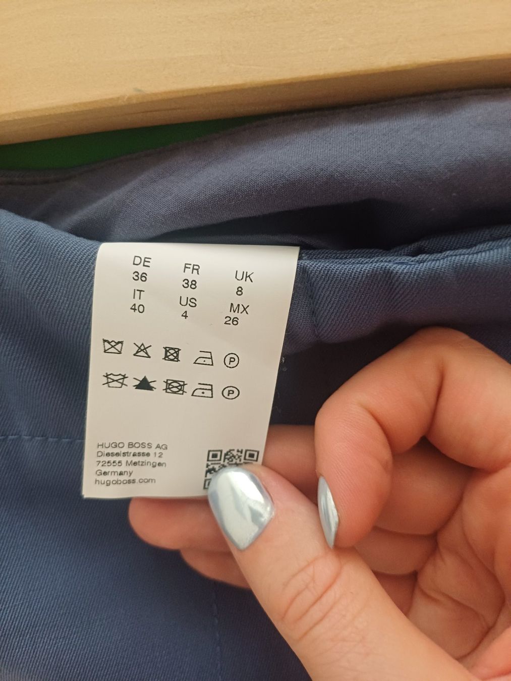 Hugo Boss Pantaloni: Hugo Boss Hose Gr. S in grau-blau – Usato da Zürich venduto da nat1234567890 3