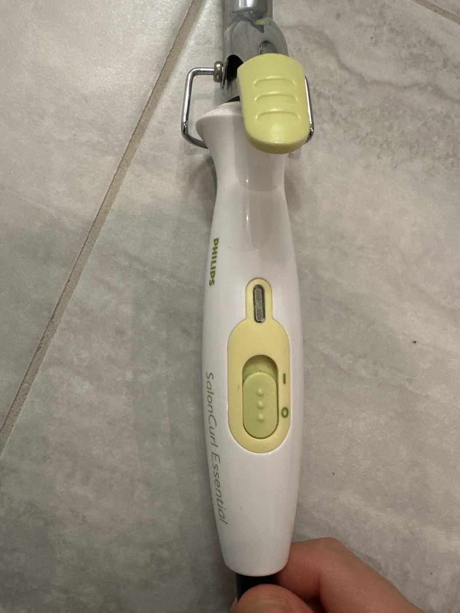 Philips Lockenstäbe & Haarglätter: Philips Lockenstab SalonCurl Essential – Gebraucht aus Rorschach von bees1 2