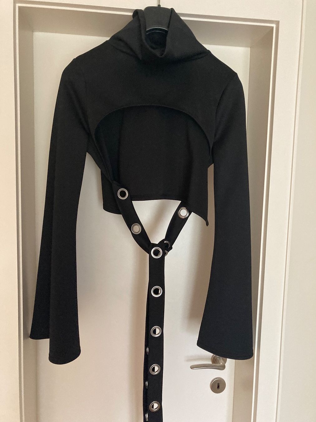 Camicette: Langarm Bluse MISSGUIDED – Usato da Winterthur venduto da wintidizi