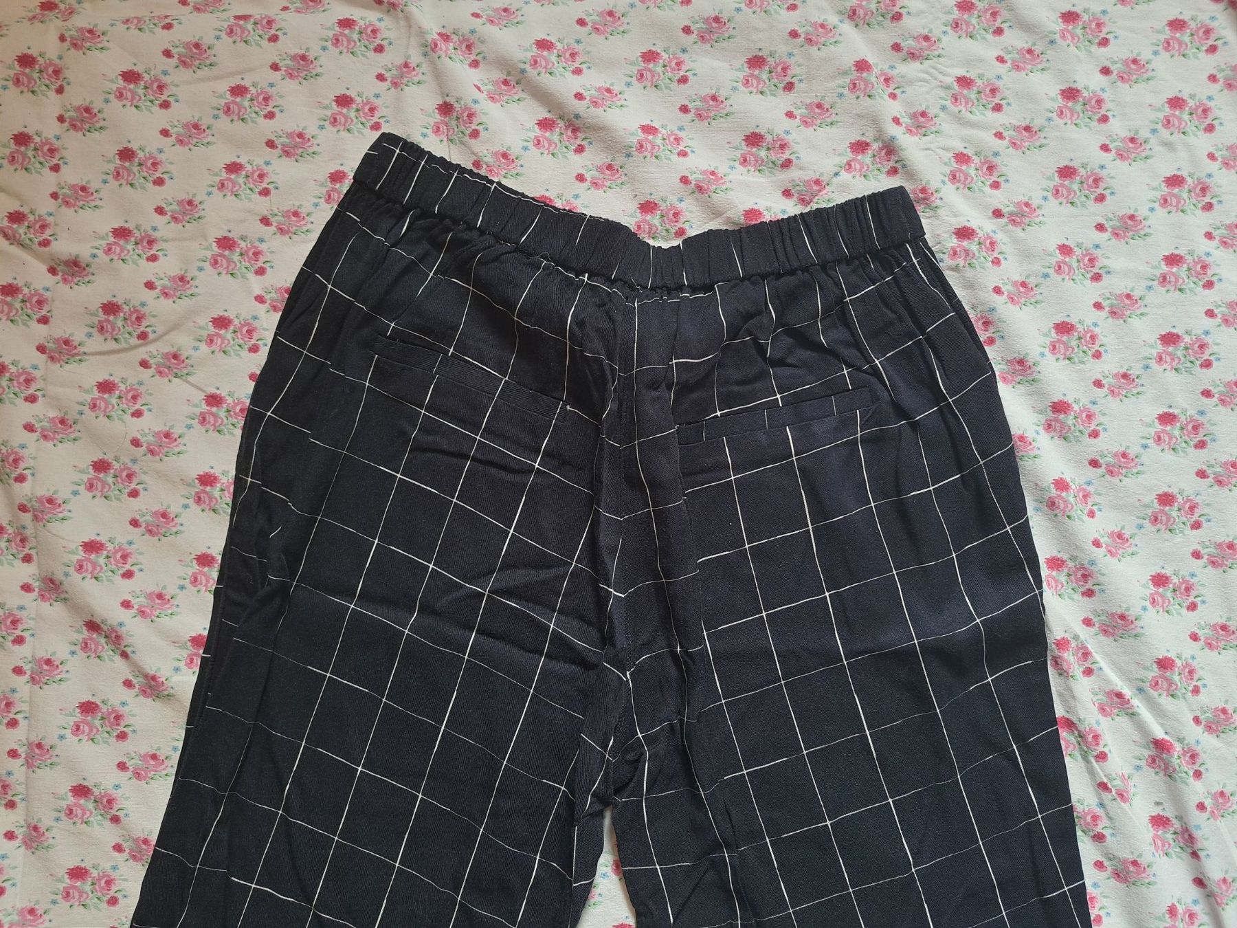 Mango Hosen: Mango Hose Grösse M kariert mit elastischem Bund – Gebraucht aus Zürich von dph_r9t2 6