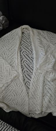 Pailletten Strickjäckchen Gr. 44/46 mit Lochmuster