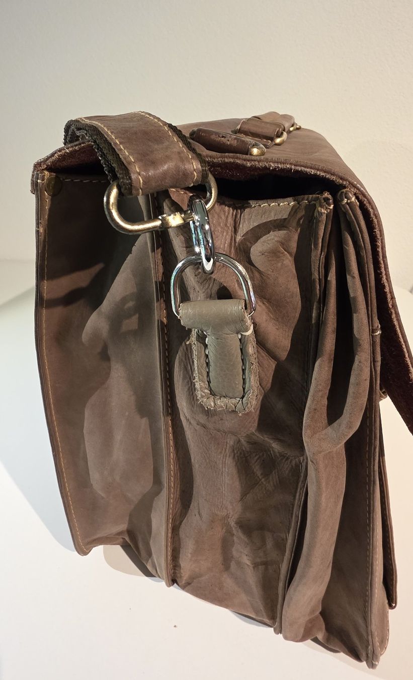 Valigie & Borse: Vintage Ledertasche / Umhängetasche – Usato da Wichtrach venduto da Croianer 3