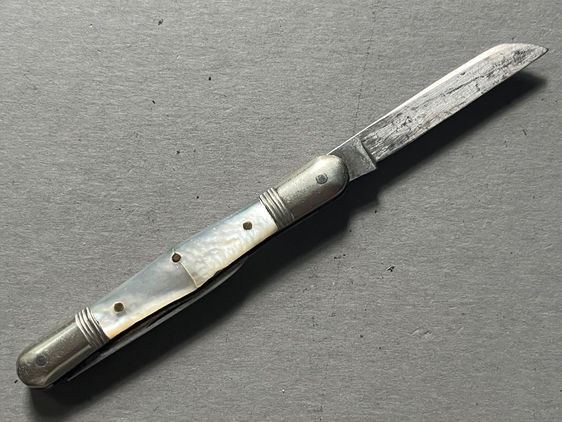 Couteaux de poche: Antikes Sackmesser 66 mm - Perlmutt – D'occasion à Zürich par FV.vintage 4