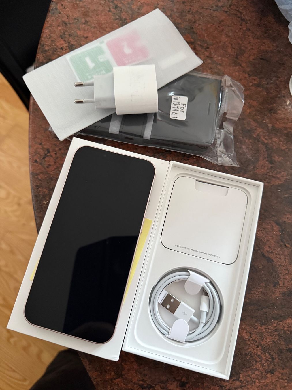 Apple Handys / Smartphones: iphone 13 – Gebraucht aus Schattdorf von Kofi57