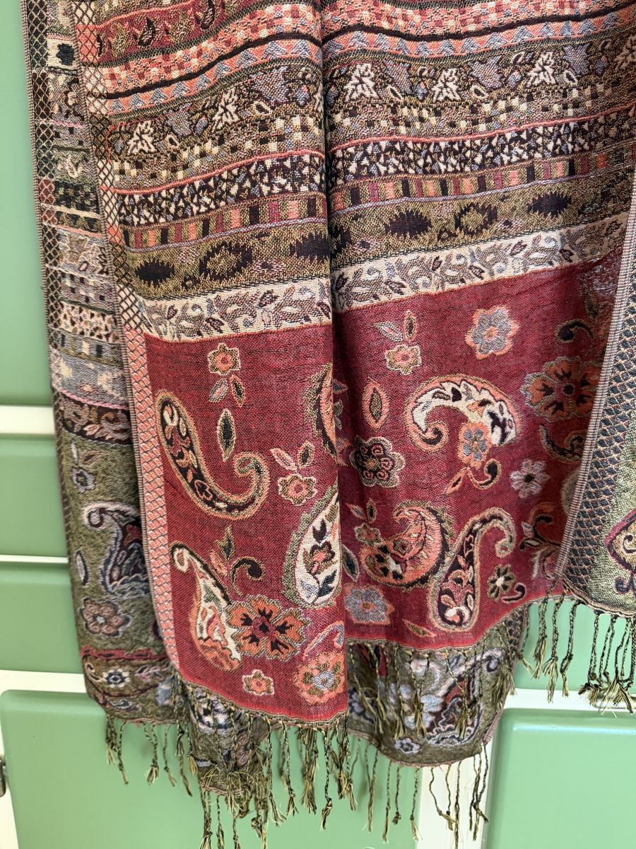 Foulard & Sciarpe: Schal mit Muster, original aus Vietnam – Nuovo (secondo la descrizione) da Winterthur venduto da kat_mb7s 1