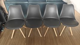 4er Stuhlset Grau Kunststoff Holzbeine