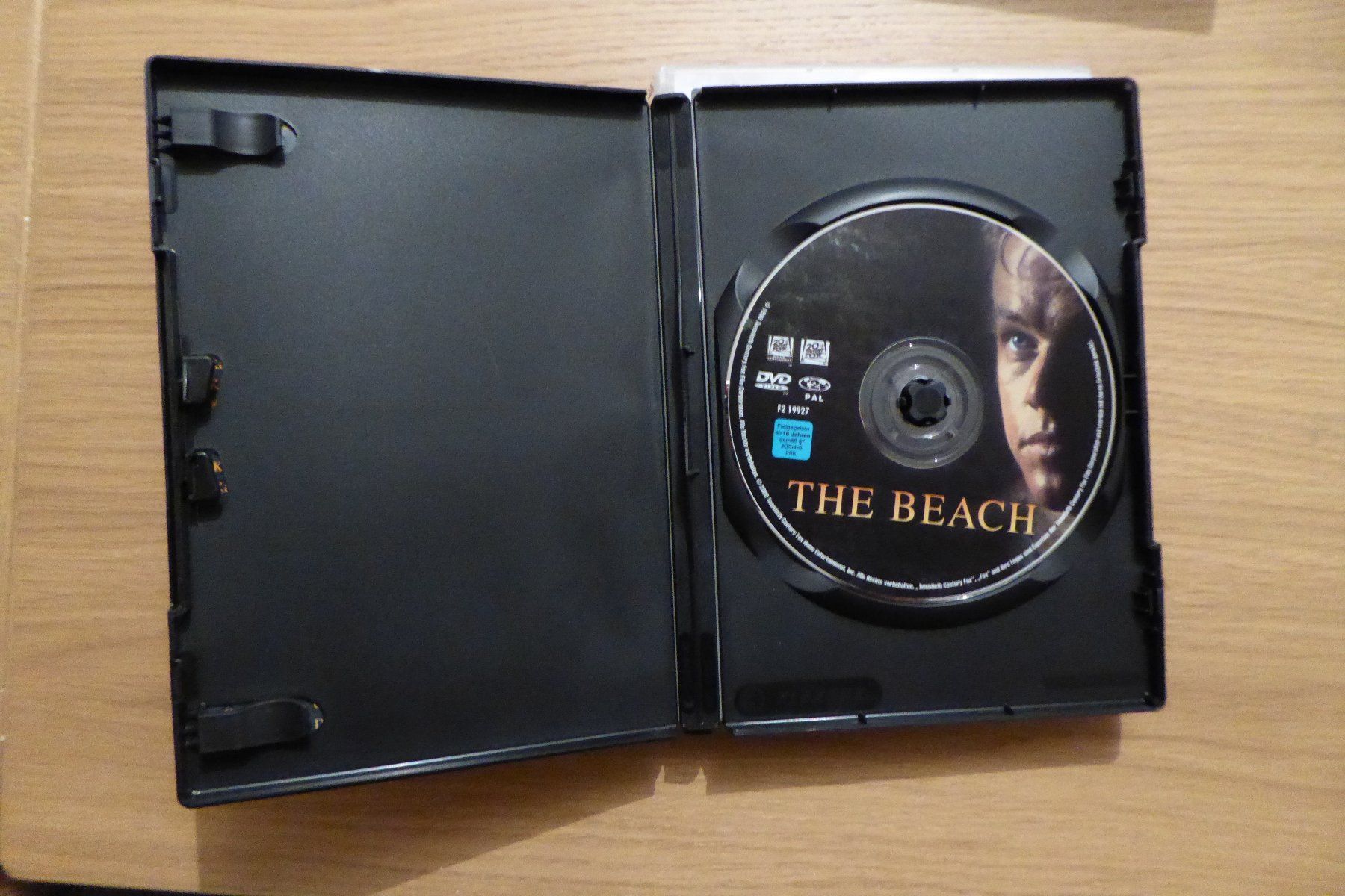 Tutti i DVDs: 2x DVD Herr der Fliegen & The Beach – Usato da Allschwil venduto da Summelsarium 6