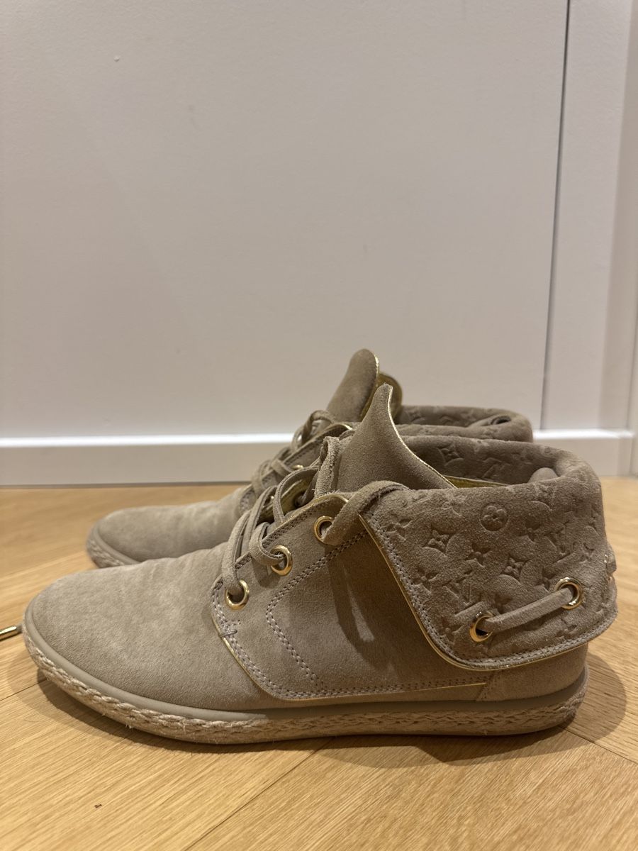 Louis Vuitton Scarpe da donna: Louis Vuitton Wildleder Schuhe - Grösse 36- Beige – Usato da Schwyz venduto da ann_5w8m