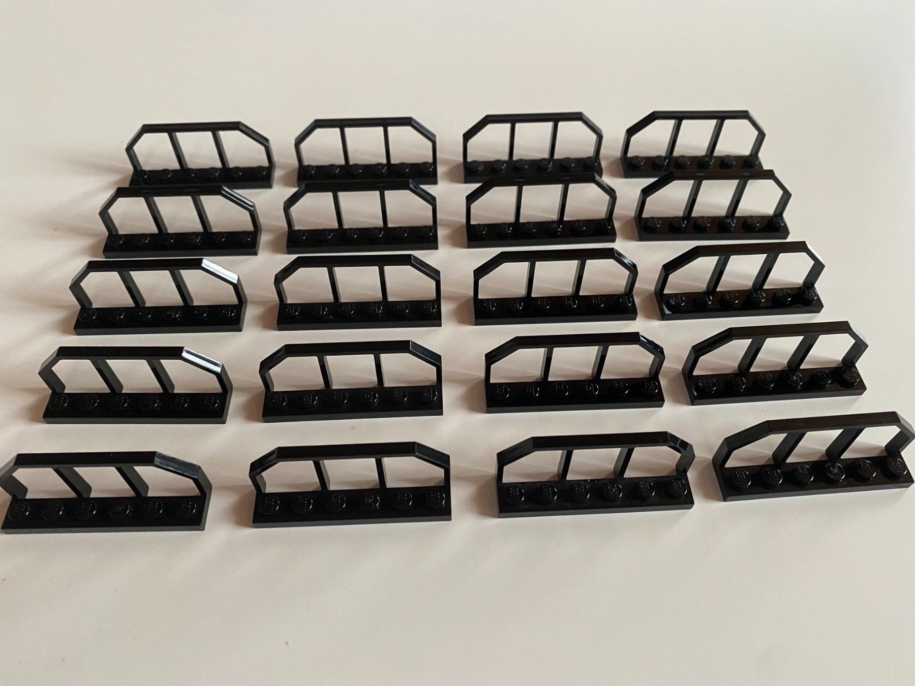Lego Giocattoli: LEGO - 20 - SCHWARZE - ABSPERGITTER – Usato da Gelterkinden venduto da ajdt4