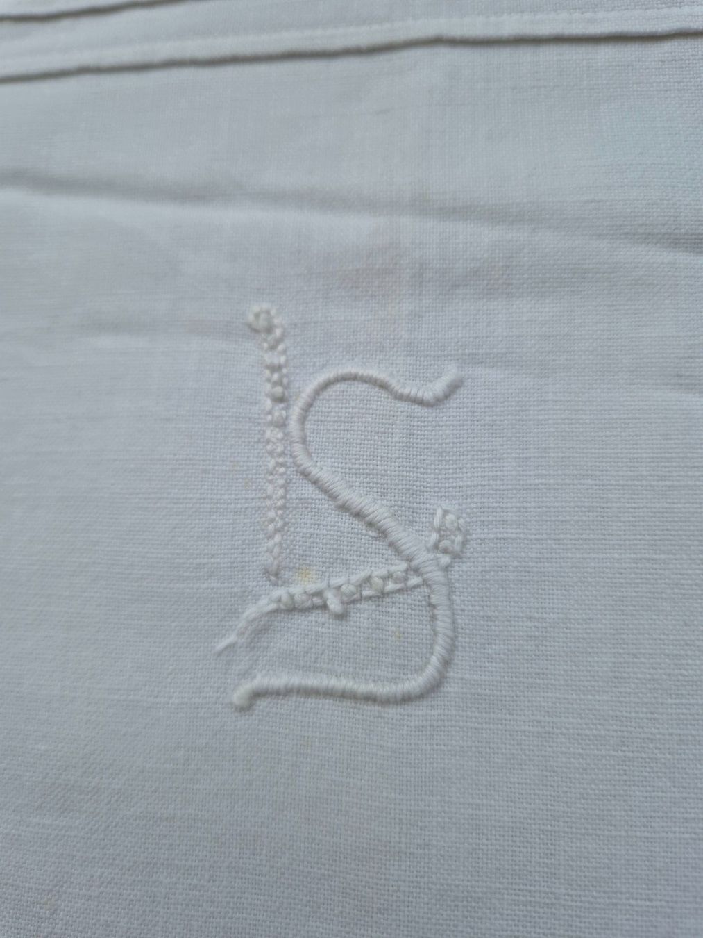 Biancheria da letto: Leinen Kissenbezug mit Monogramm LS Spitze alt – Usato da Bern venduto da aronari 2