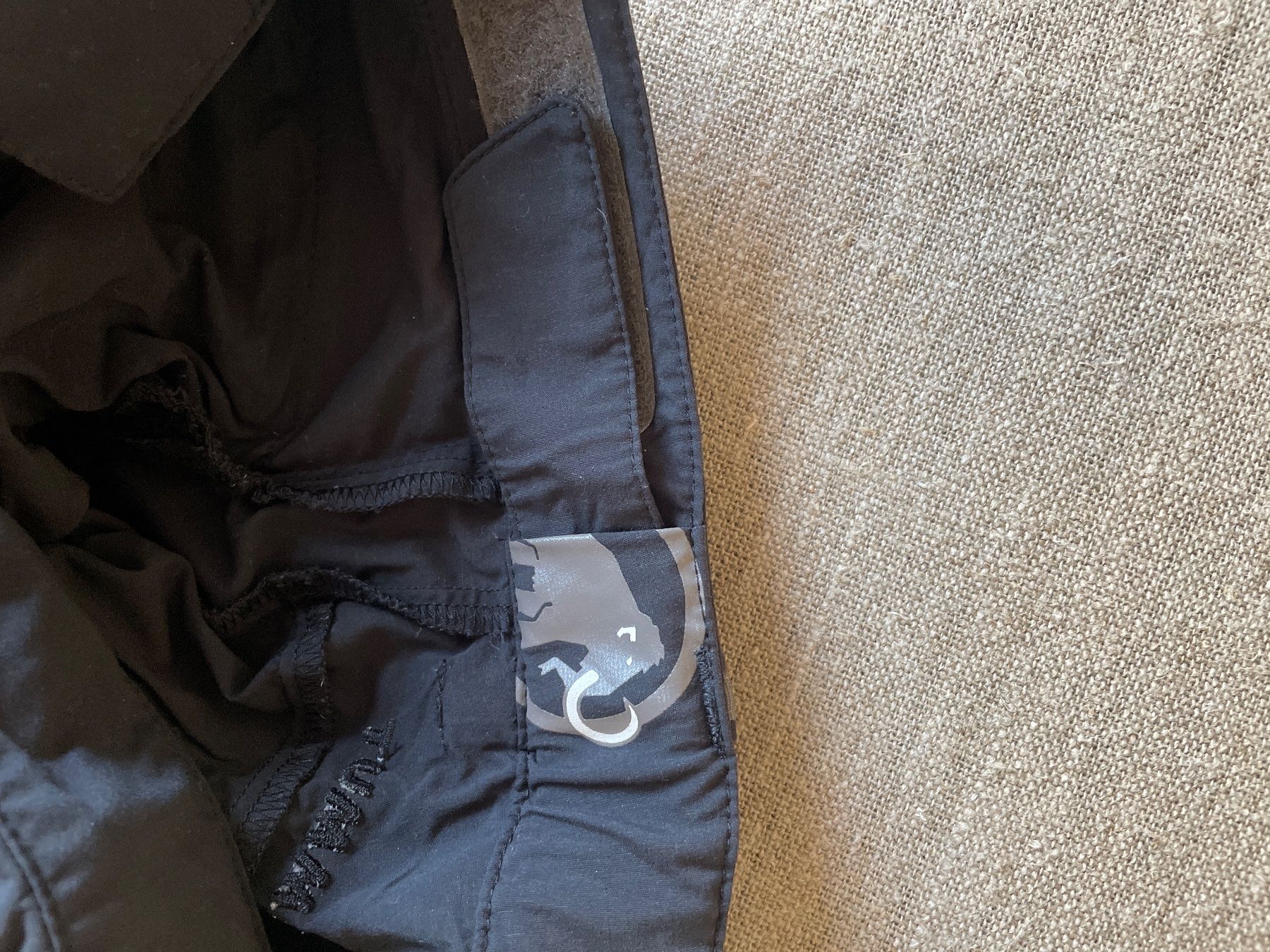 Mammut Pantaloni: Wanderhose Mammut Damen Gr. 38 – Usato da Zürich venduto da Nhpp 4