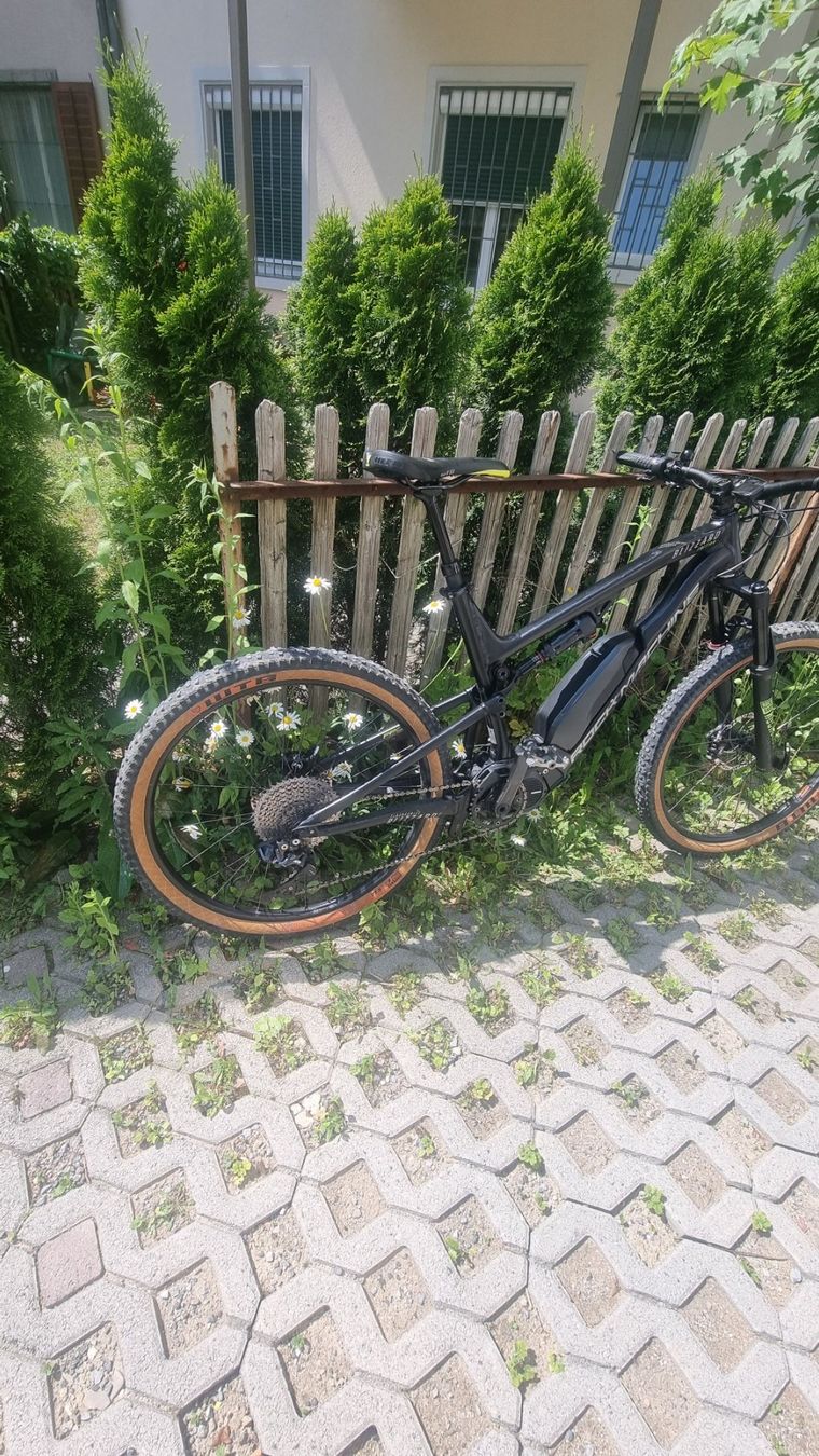 Rock Machine Biciclette: Rock Machine 25th Anniversary E‑Fully (XT Di2 / Magura MT5) – Usato da Hausen AG venduto da mauricelebrain 2