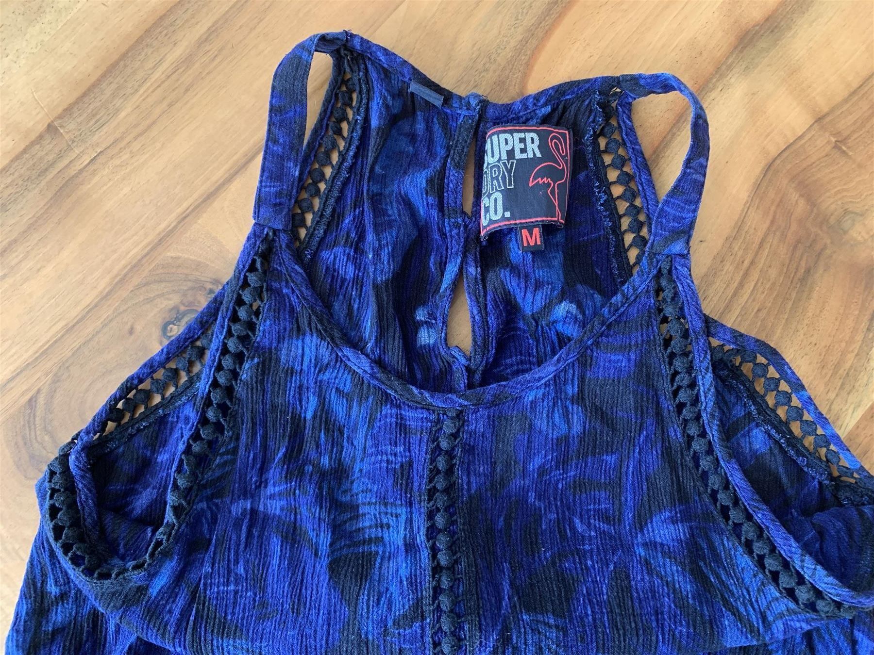 Tute: Superdry  Jumpsuit/Overall/Onesie Gr. M – Usato da Meiringen venduto da snahhanssnah
