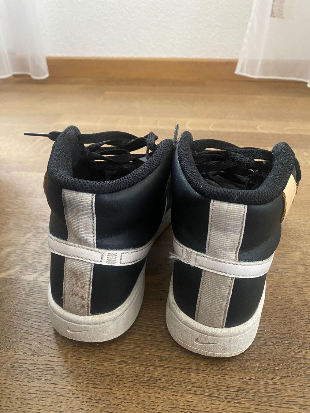 Nike Scarpe per ragazzi: Nike Sneaker 39 – Usato da Glattbrugg venduto da A.S.90 2