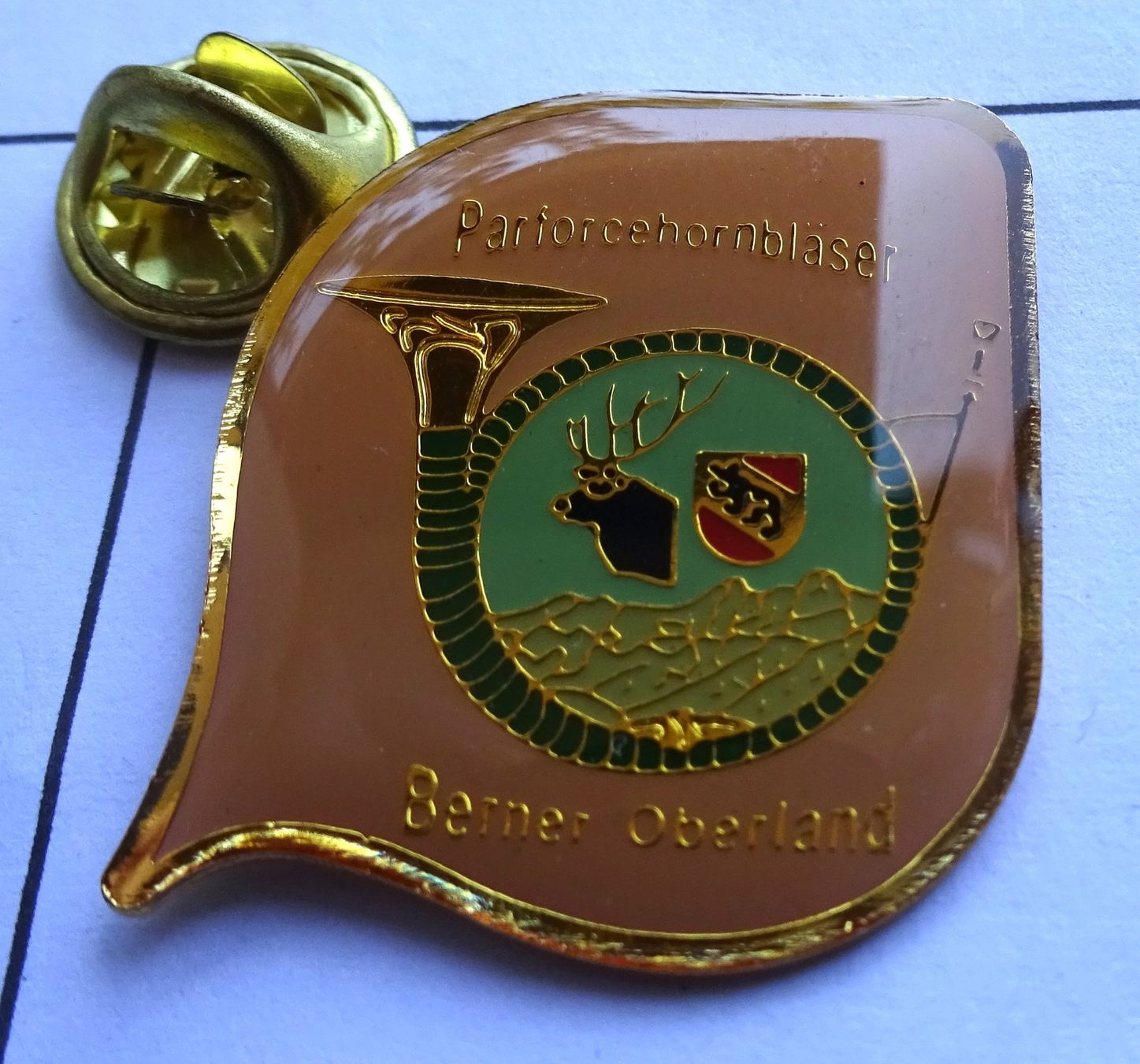 Plaketten & Abzeichen: Pin Parforcehornbläsert   Berner Oberland – Gebraucht aus Utzenstorf von BUtter81