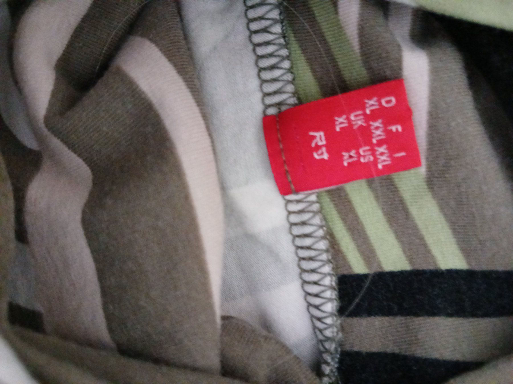 Esprit Tops: Shirt Rollkragen Esprit L bis XL – D'occasion à Zürich par ast_8nph 6