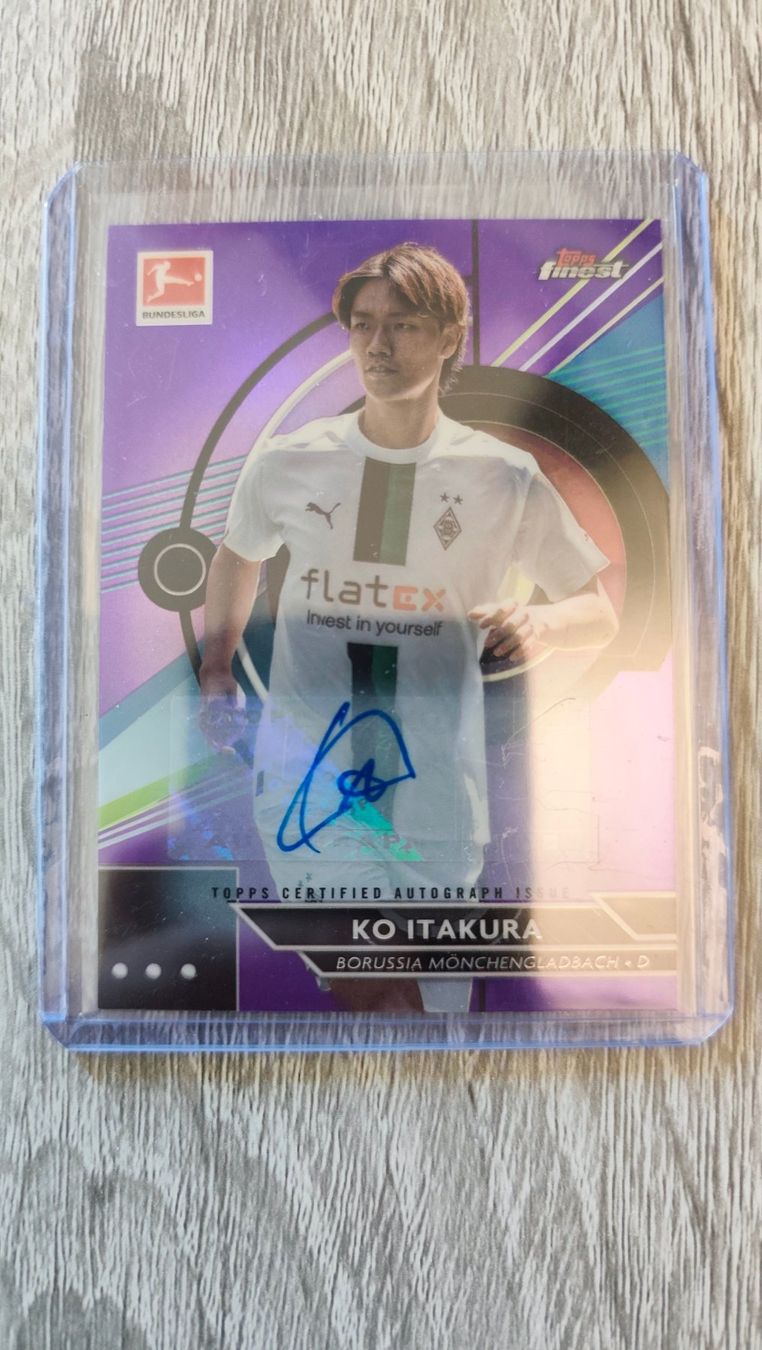 Topps Carte collezionabili: Topps Finest 22/23 Ko Itakura /99 mit Autogramm – Usato da St. Gallen venduto da RudyundFloydCards
