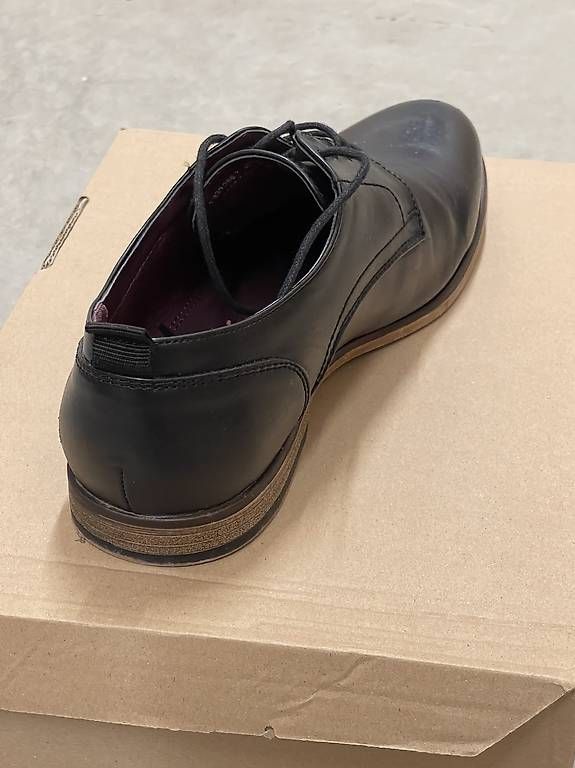 Scarpe da uomo: Schwarze Schuhe  – Usato da Basel venduto da KPRNR 4