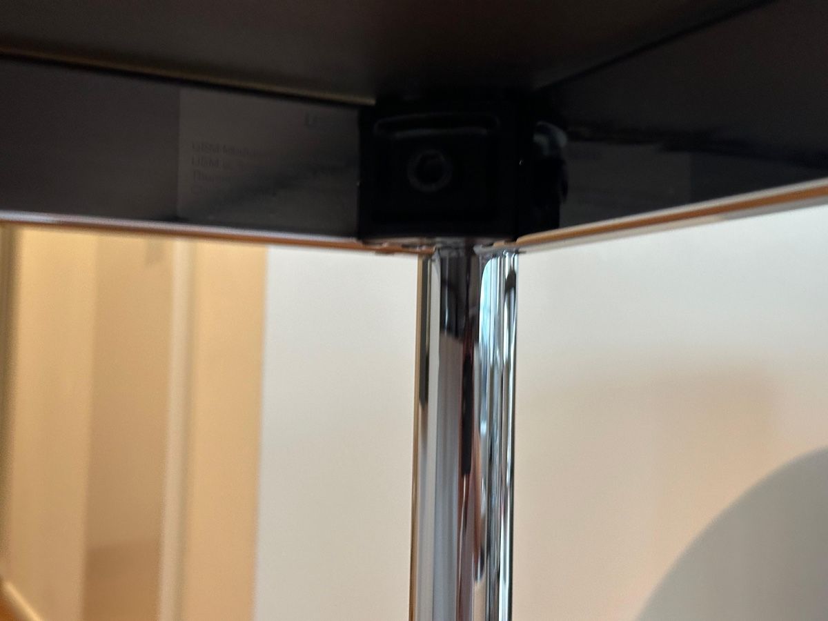 USM Tavoli: USM Haller Tisch Schreibtisch – Nuovo (secondo la descrizione) da Wettingen venduto da rog_fhz5 7