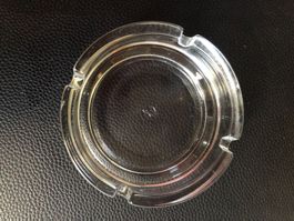 Cendrier transparent en verre Aschenbecher aus klarem Glas