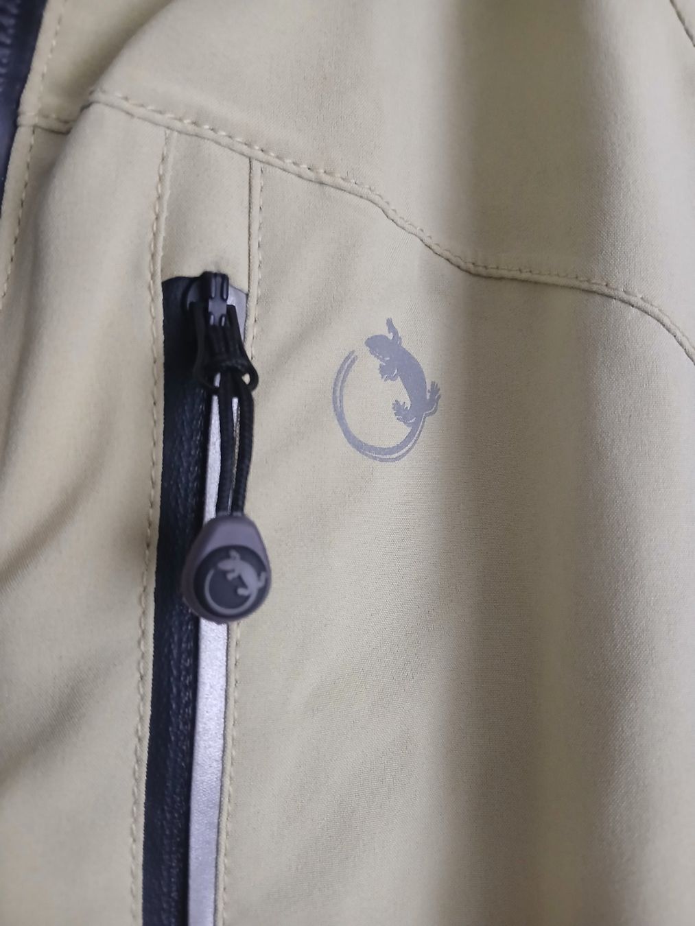 Trevolution Giacche: Trevolution Jacket Rain / Wind proff – Usato da Dietikon venduto da mih_xsk8 1