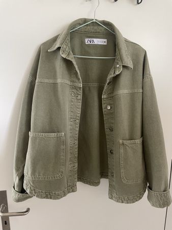 Zara Jacke Khaki Oversized Gr. S, perfekter Frühlingsbegleit