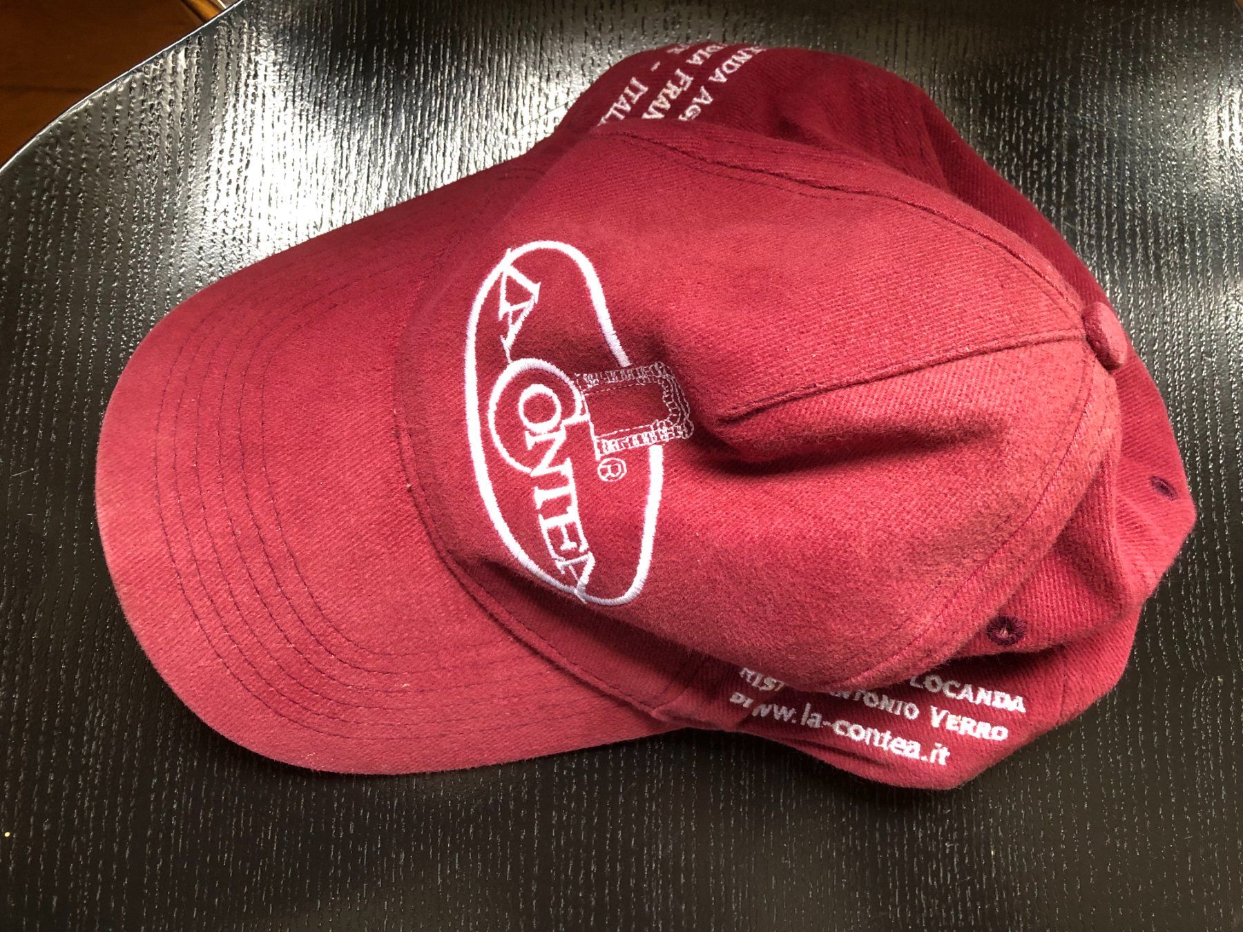 Sonstige Kleidung & Accessoires: Cap Kinder Rot La Contea Piemont Neive One Size Baseballcap – Gebraucht aus Basel von Masikh 2
