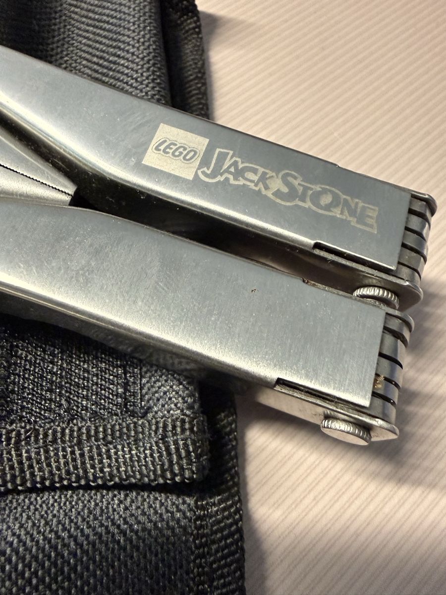 Tutti gli attrezzi: Multitool Lego Jack Stone mit Etui silberner Zustand gut – Nuovo e nell'imballaggio originale da BASEL venduto da zum_schneugge 1