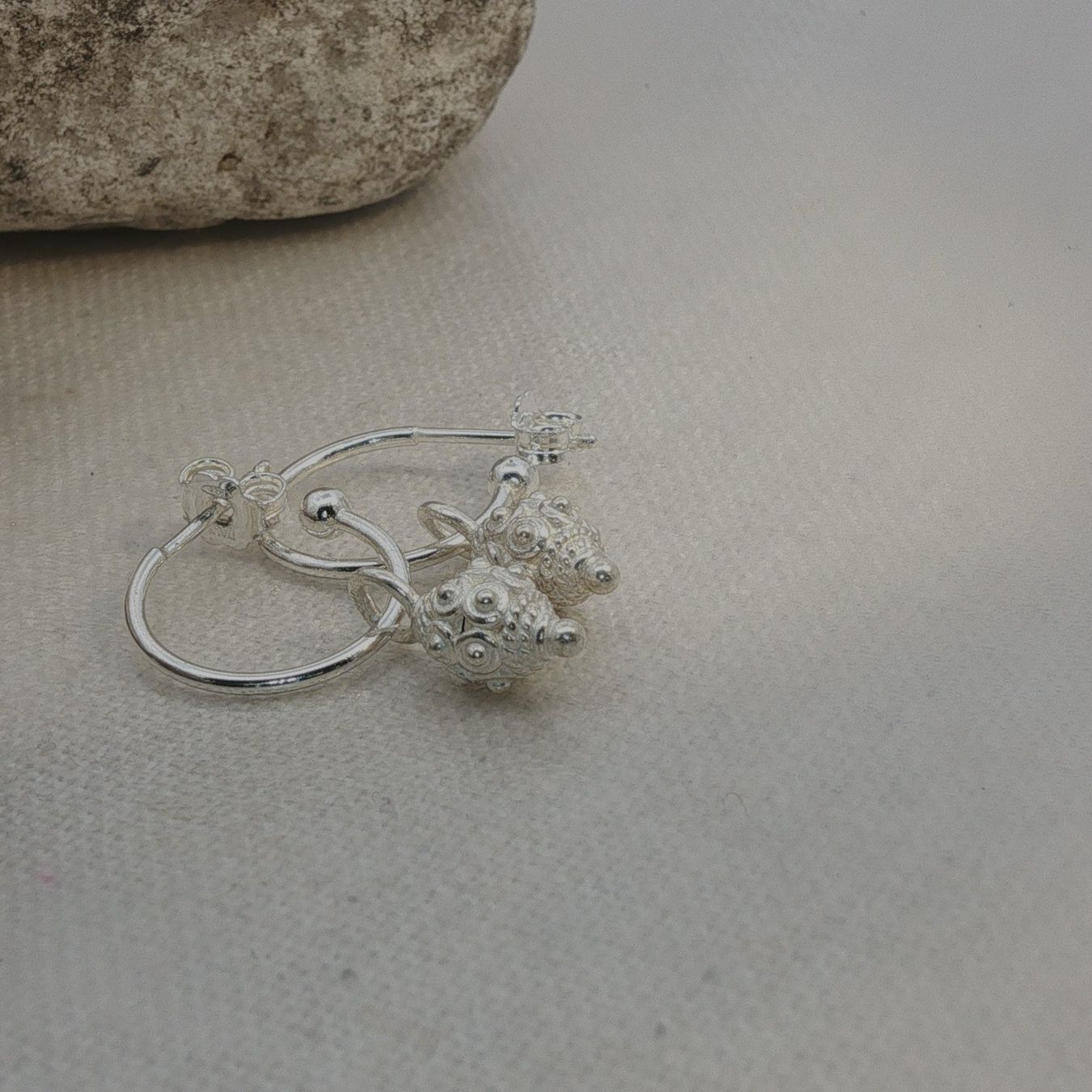 Olga Ribler Orecchini pendenti & Orecchini a lobo: Sterling Silber 925 Halbcreolen mit Charms – Nuovo (secondo la descrizione) da Luzern venduto da Schmuckoutlet 3