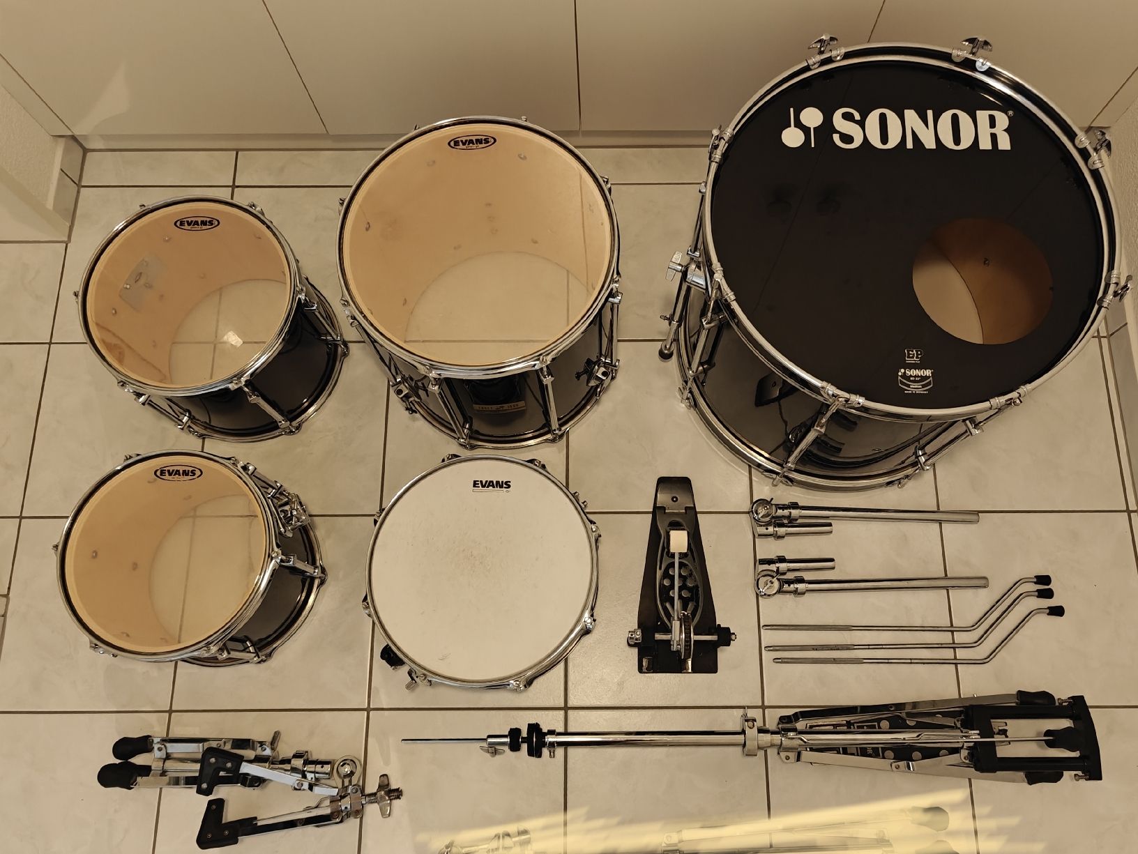 Sonor Strumenti musicali: Sonor Force 1000 black Schlagzeug Drumset – Usato da Sempach venduto da sam_z6d2 1