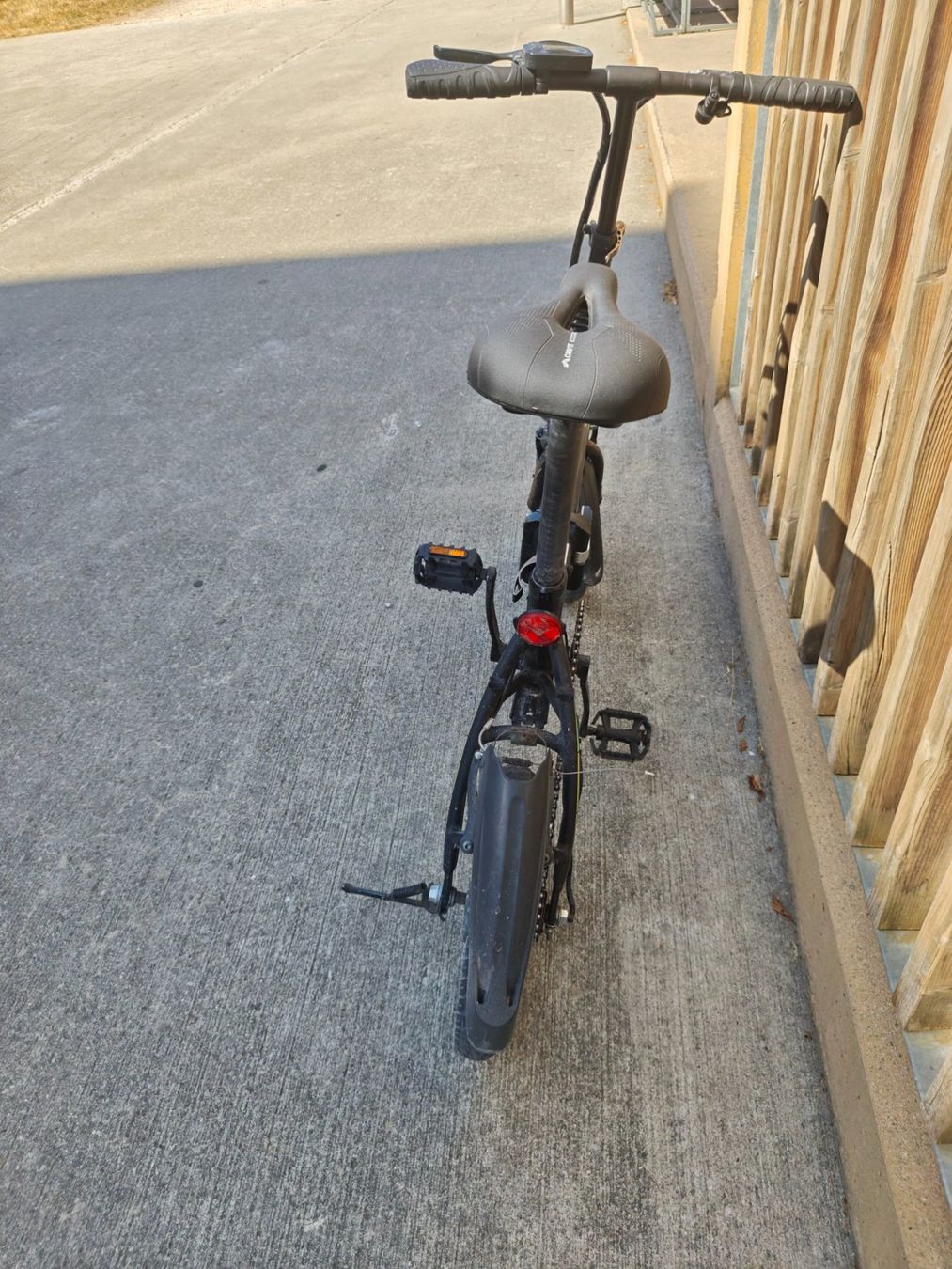 Vélos: velo pliant electrique – Défectueux à Gland par jlemoine1974 4