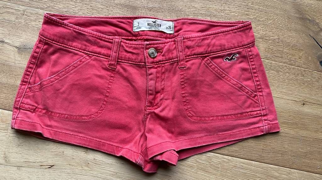 Hollister Pantaloni: Hollister Shorts – Usato da Rombach venduto da ste_5zvl