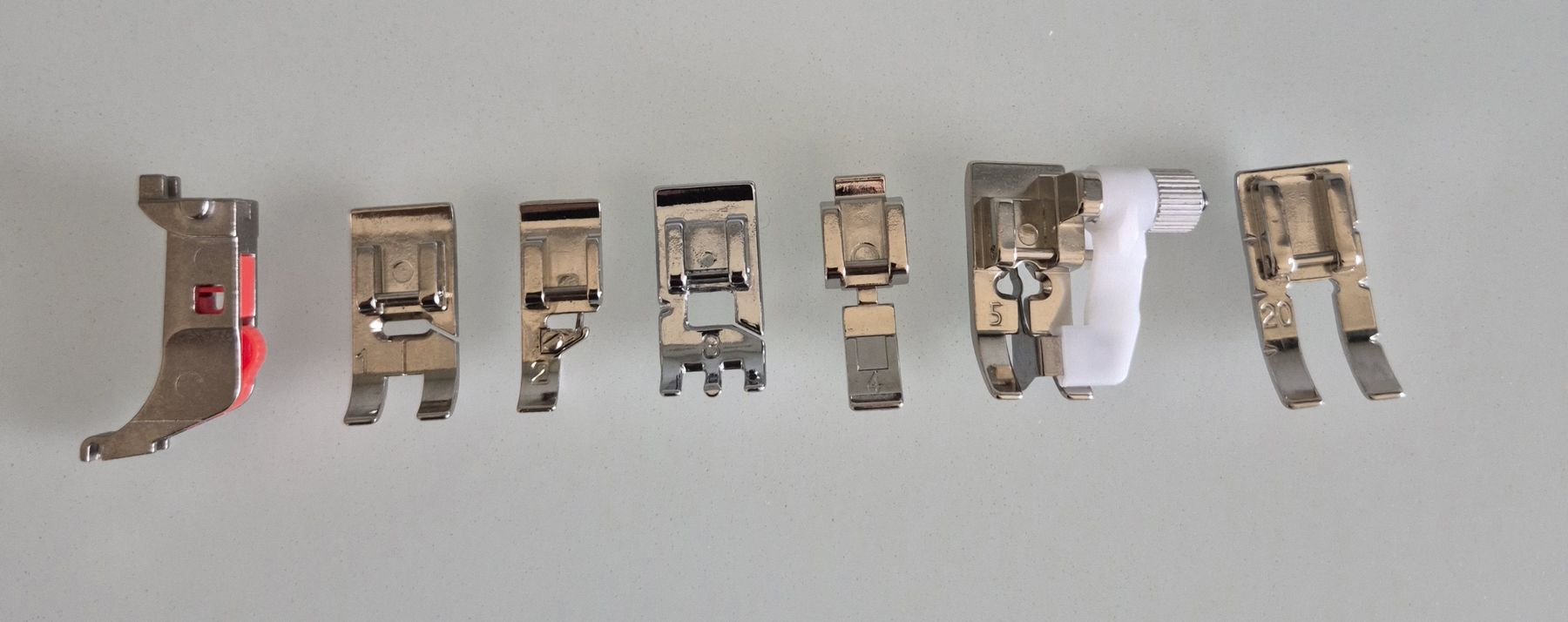 Bernina Macchine da cucire: Bernina Snap-on Nähfuss Set  – Nuovo (secondo la descrizione) da Rothenburg venduto da Rofivo 1