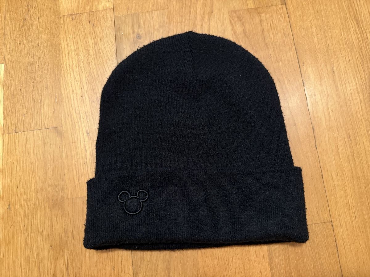 Disney Copricapi, berretti & cappellini: Schwarze Disney Mickey Mouse Mütze, C&A. – Usato da Adliswil venduto da StephanieAnnina