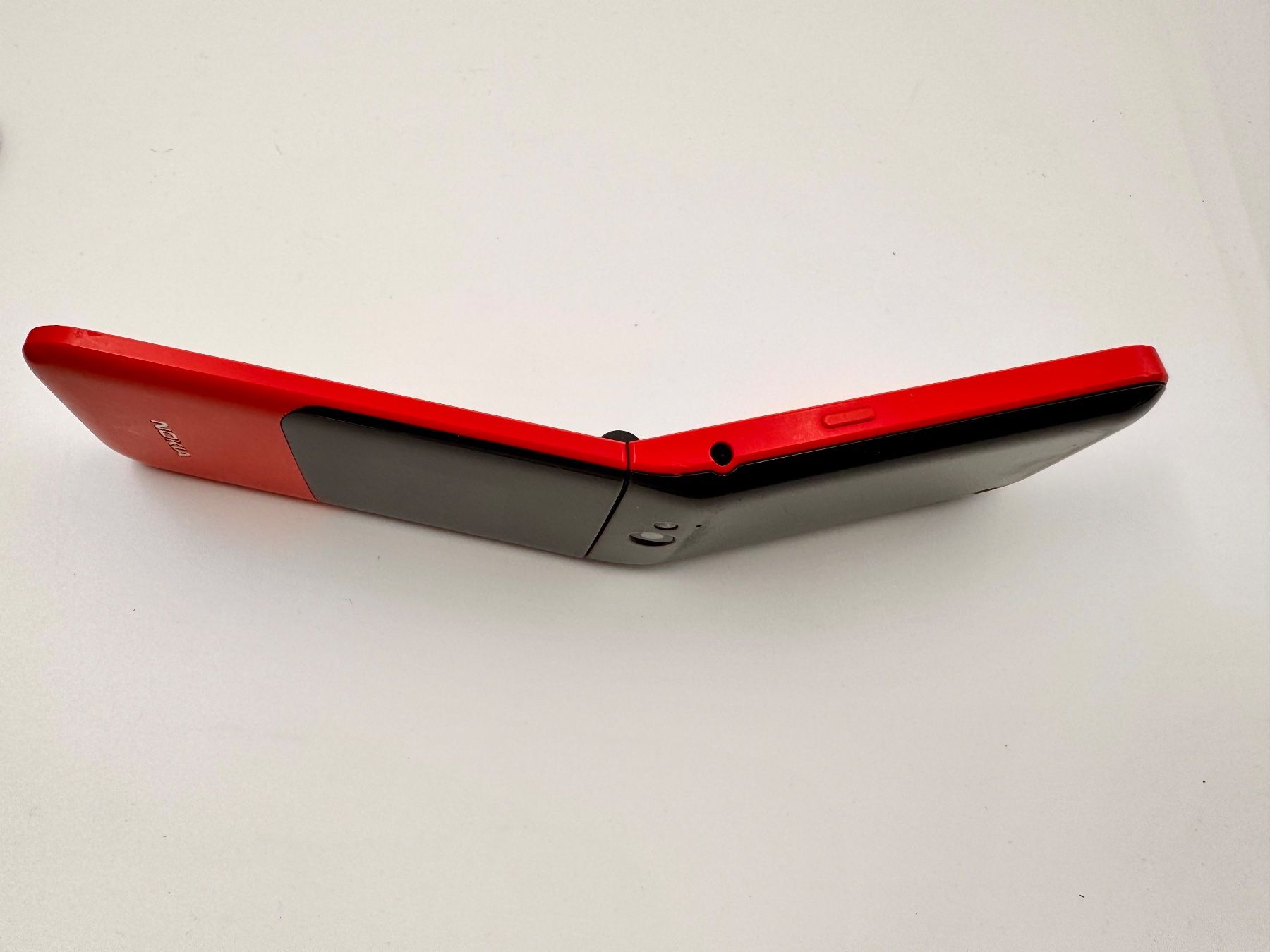 Nokia Portables: Nokia 2720 Flip 4G Dual SIM – D'occasion à Hermetschwil-Staffeln par Mobile2013 6