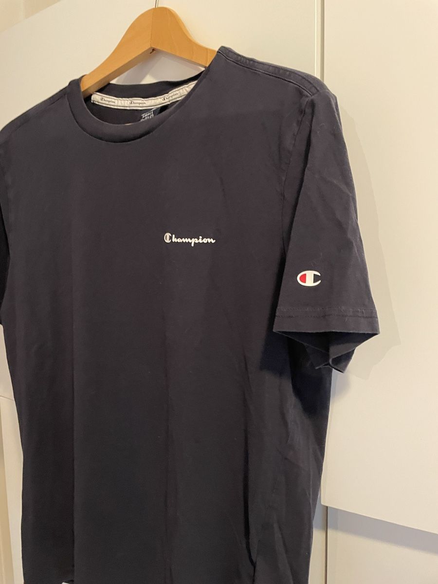 Champion T-Shirts: T shirt bleu champion s – Neu und originalverpackt aus Pully von kaba07 2