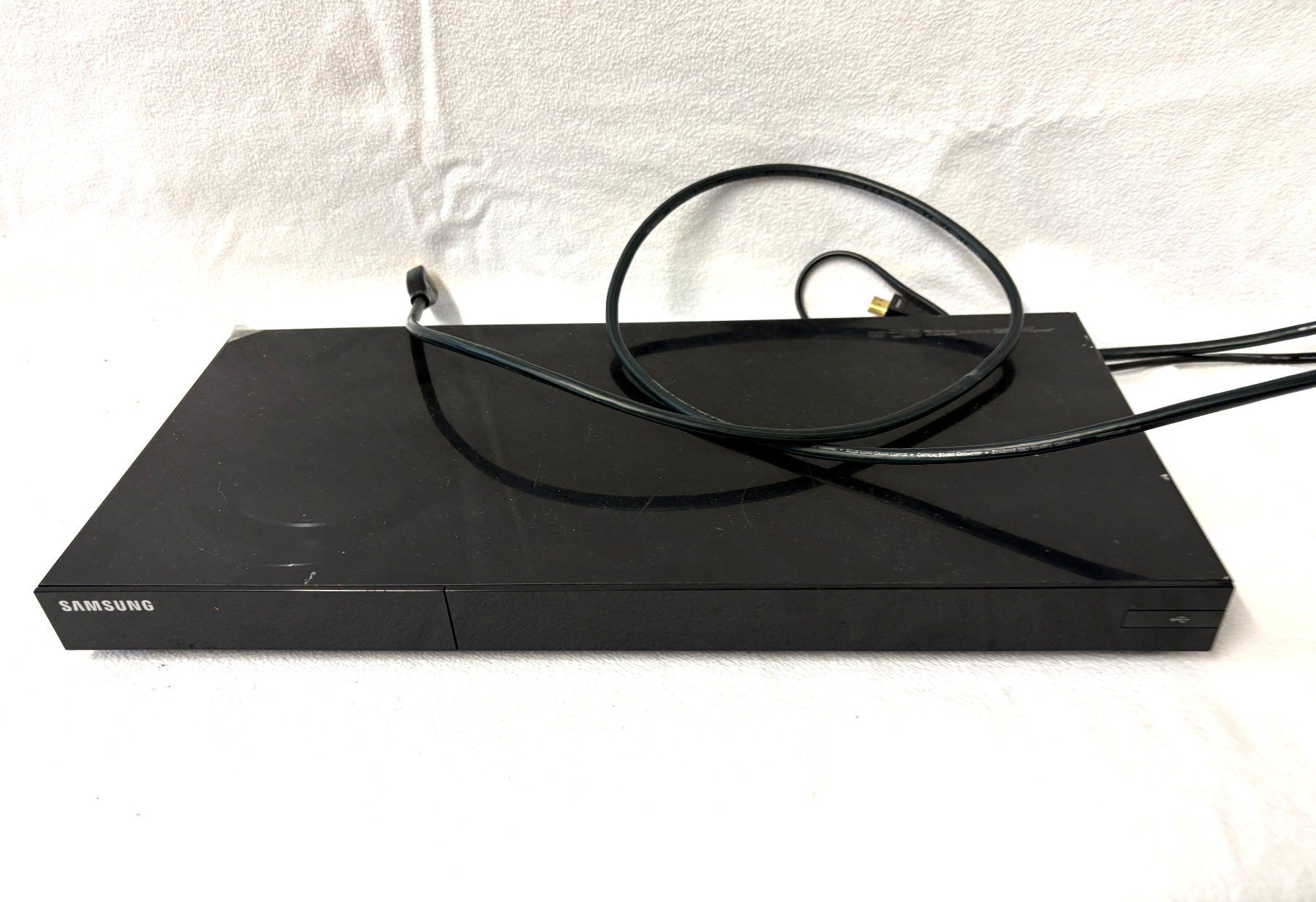 Tutti i DVDs: BLAU-RAY DISC PLAYER Marke SAMSUNG – Usato da Glattbrugg venduto da Ariel012