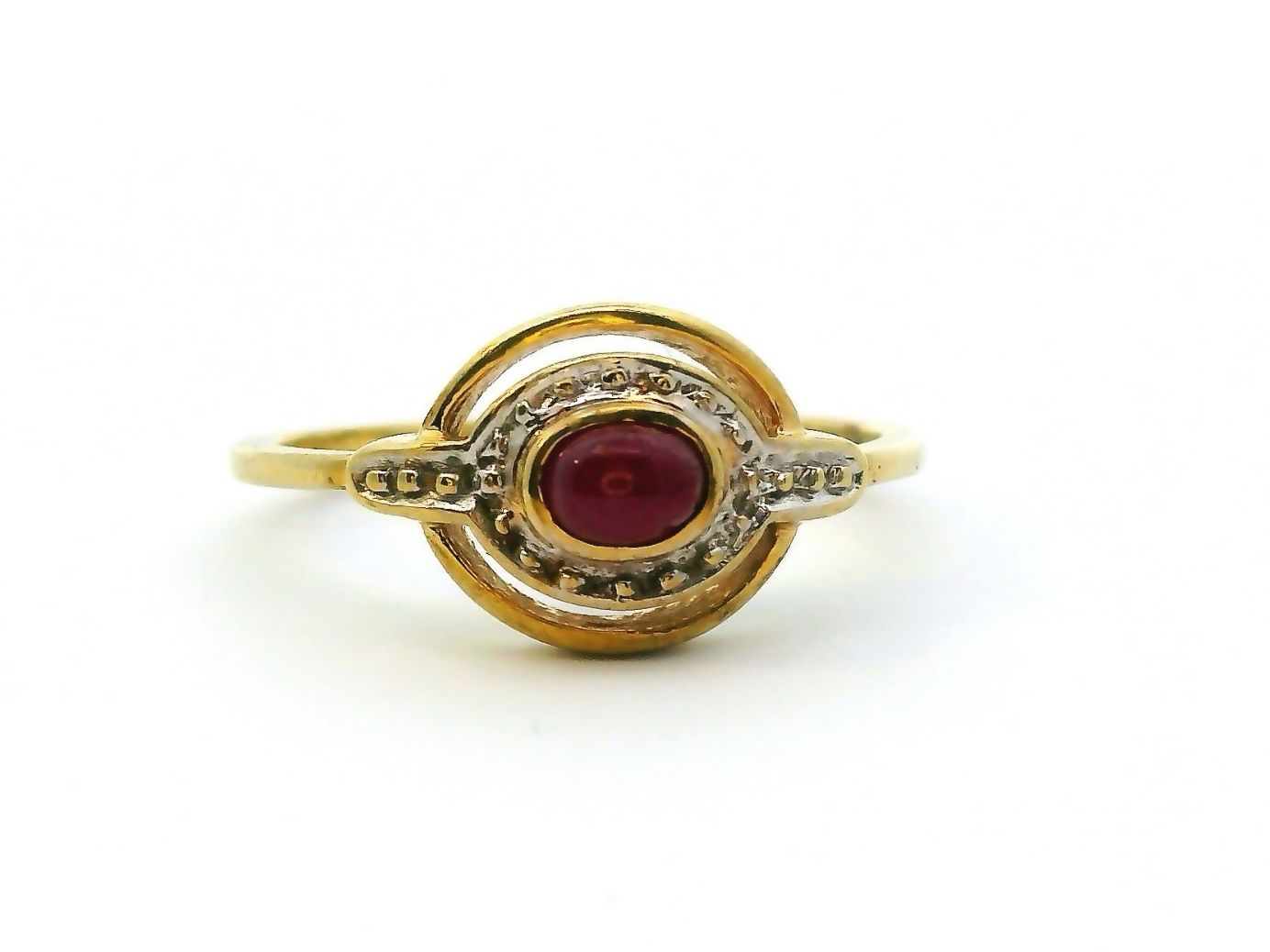 Anelli: Antik Rubin Cabochon Gold Ring – Usato da Embrach venduto da marufa