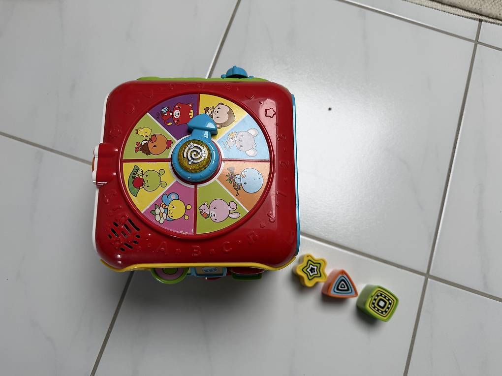 Giocattoli: Entdeckerwürfel Kleinkind Spielzeug  – Usato da Innerberg venduto da shopp 4