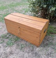 Truhe alte Holztruhe