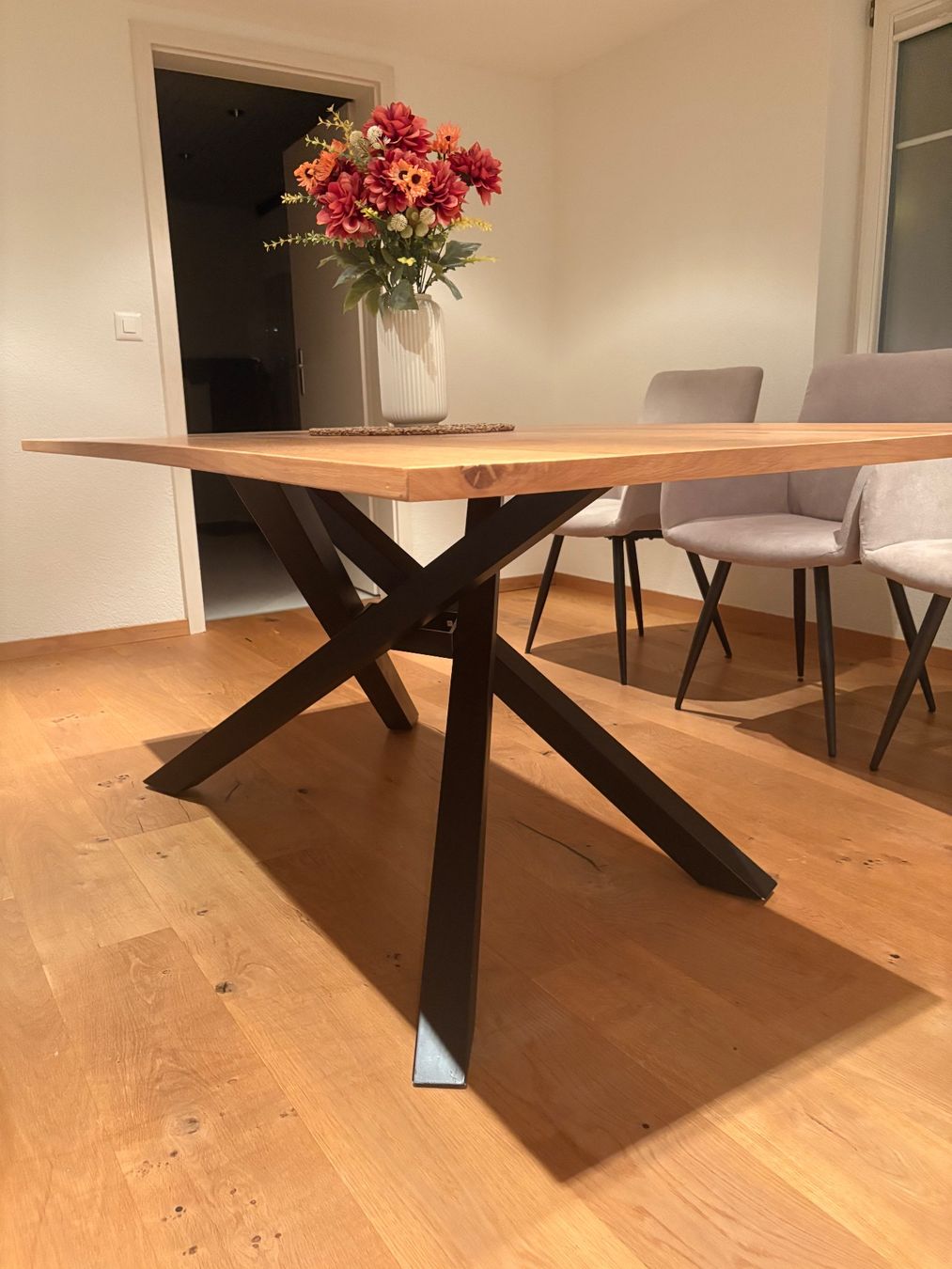 Conforama Tavoli: Esstisch aus Eichenholz – Usato da Berg SG venduto da jay_8vs8 4