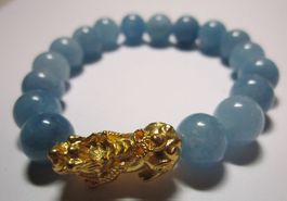 Edelstein Armband; Aquamarin 10 mm + Glücksbringer Pixiu