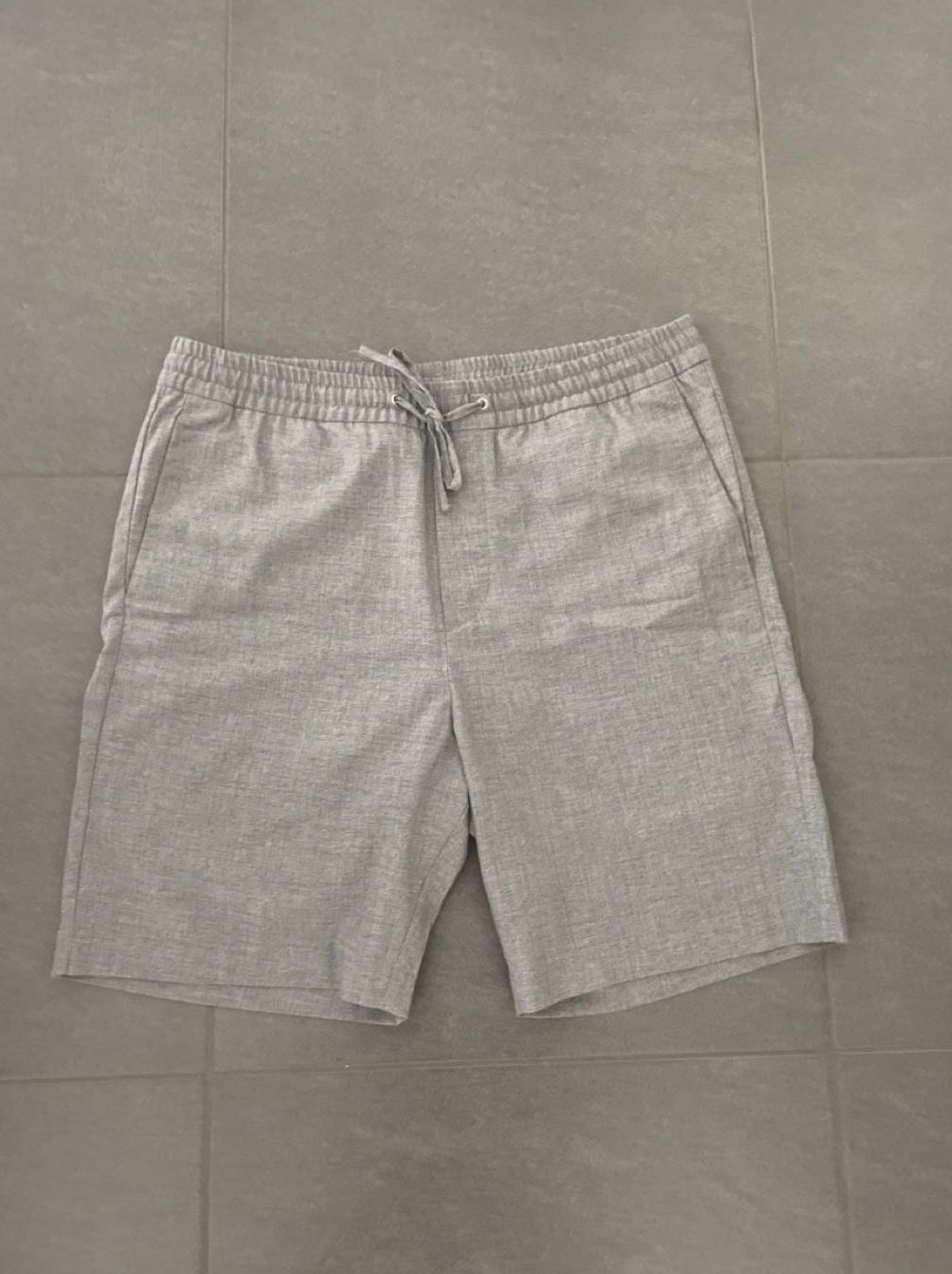 H&M Pantaloni: Short H&M – Usato da Pfäffikon SZ venduto da iva_9fnw